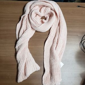 Shiraleah Chicago Phillipa Scarf